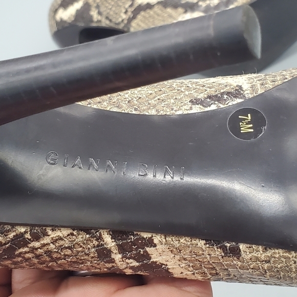 Gianni Bini Brown Tan Heels with Peep-Toe Design - Picture 10 of 15